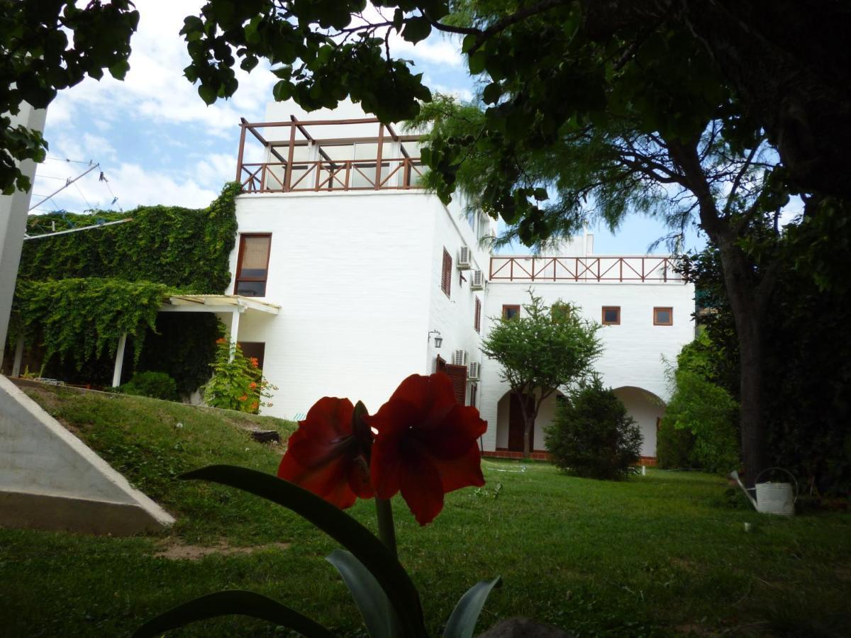 Casa De Piedra Hotel Mina Clavero Bagian luar foto